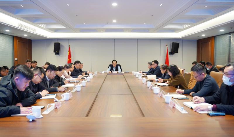 集团召开2025年第2次党委（扩大）会暨党委理论学习中心组学习会